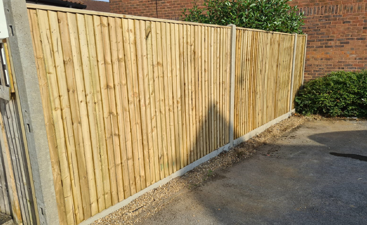 fence specialists in Berkshire