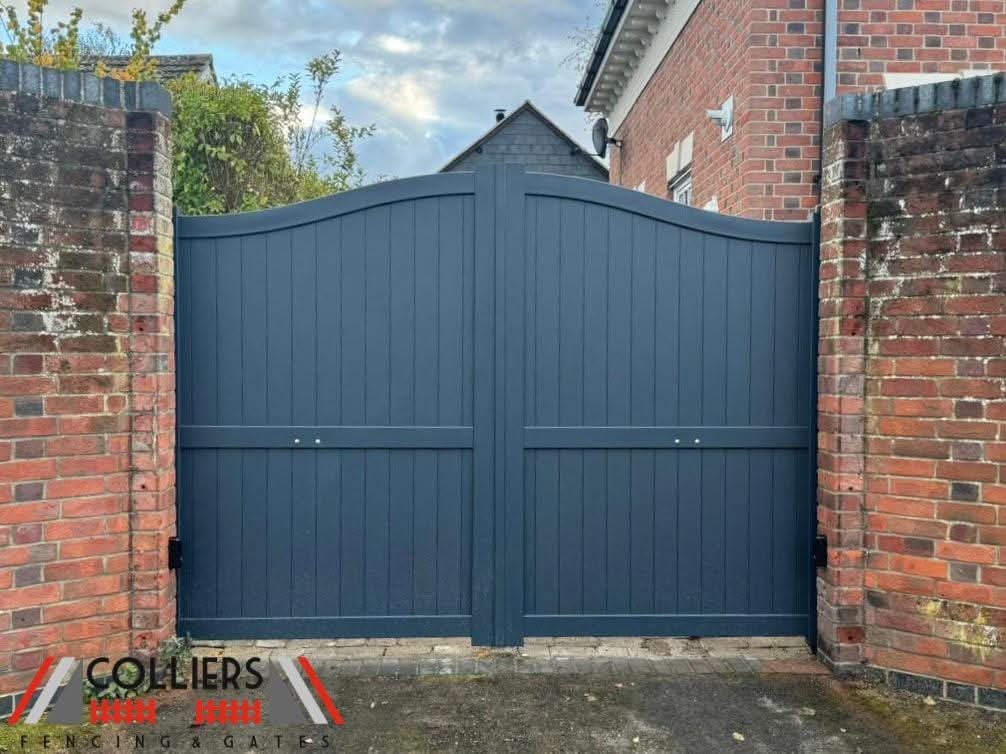 fence specialists in Berkshire